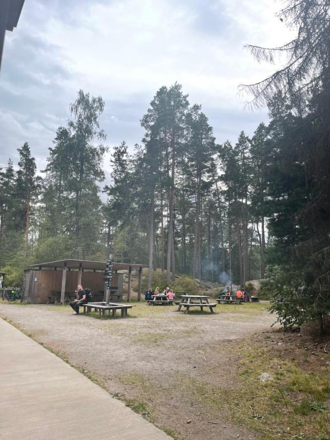 Three Rooms Stuga I Stugby Near National Park Undenäs Exterior foto
